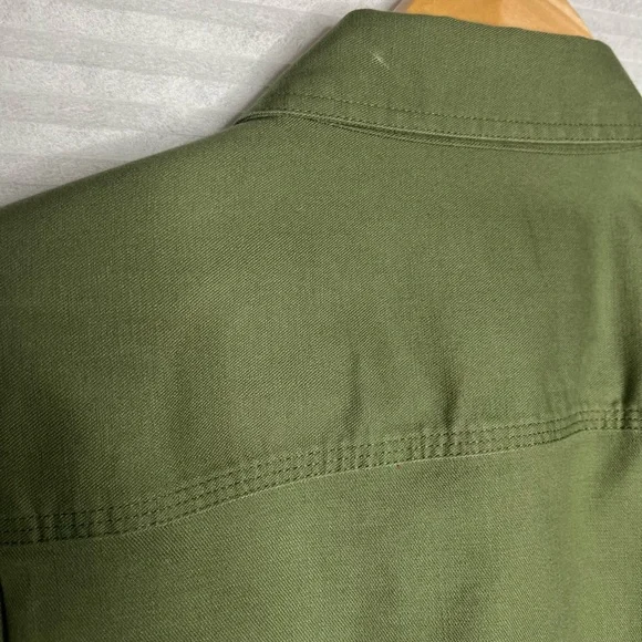 LL Bean BeanFlex® Twill Shirt, Traditional Untucked Fit, Long-Sleeve S REG Green - Picture 12 of 12